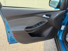Used 2014  Ford Focus 4d Sedan SE at Headlight Motor Group near Lewiston&comma; ME