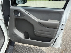 Used 2019  Nissan Frontier 4WD Crew Cab SV Auto at Headlight Motor Group near Lewiston&comma; ME