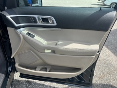 Used 2014 Ford Explorer 4d SUV FWD XLT at Headlight Motor Group near Lewiston, ME