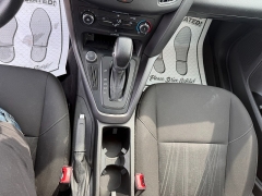 Used 2017  Ford Focus 4d Sedan SE at Headlight Motor Group near Lewiston&comma; ME
