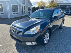 Used 2012  Subaru Outback 4d SUV i Premium CVT at Headlight Motor Group near Lewiston, ME