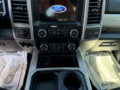 Used 2020  Ford Super Duty F-250 4WD Crew Cab Lariat at Headlight Motor Group near Lewiston&comma; ME