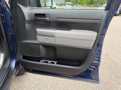 Used 2011  Toyota Tundra 4WD Double Cab 5&period;7L at Headlight Motor Group near Lewiston&comma; ME