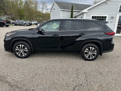 Used 2021 Toyota Highlander XLE AWD at Headlight Motor Group near Lewiston, ME