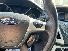 Used 2012  Ford Focus 4d Hatchback SE at Headlight Motor Group near Lewiston&comma; ME