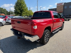 Used 2014  Toyota Tundra 4WD CrewMax SR5 5&period;7L at Headlight Motor Group near Lewiston&comma; ME