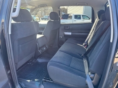 Used 2009  Toyota Tundra 4WD Crew Max 5&period;7L SR5 at Headlight Motor Group near Lewiston&comma; ME