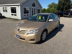 Used 2011  Toyota Camry 4d Sedan Auto at Headlight Motor Group near Lewiston&comma; ME