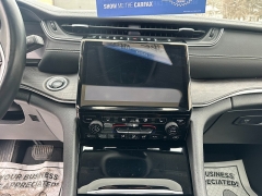 Used 2021  Jeep Grand Cherokee L Limited 4x4 at Headlight Motor Group near Lewiston&comma; ME