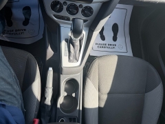 Used 2014  Ford Focus 4d Sedan SE at Headlight Motor Group near Lewiston&comma; ME