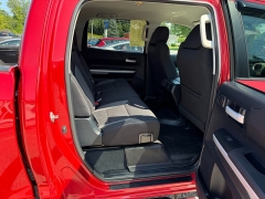 Used 2014  Toyota Tundra 4WD CrewMax SR5 5&period;7L at Headlight Motor Group near Lewiston&comma; ME