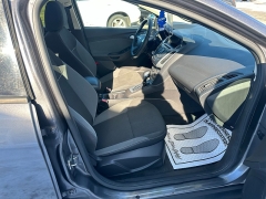 Used 2013  Ford Focus 4d Sedan SE at Headlight Motor Group near Lewiston&comma; ME