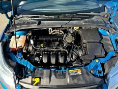 Used 2012  Ford Focus 4d Hatchback SE at Headlight Motor Group near Lewiston&comma; ME