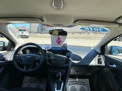 Used 2018  Ford Focus 4d Hatchback SE at Headlight Motor Group near Lewiston&comma; ME