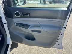 Used 2015  Toyota Tacoma 4WD Double Cab Long Bed at Headlight Motor Group near Lewiston&comma; ME