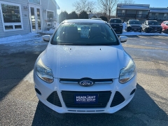 Used 2014  Ford Focus 4d Sedan SE at Headlight Motor Group near Lewiston&comma; ME