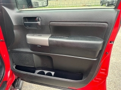 Used 2013  Toyota Tundra 4WD CrewMax 5&period;7L at Headlight Motor Group near Lewiston&comma; ME