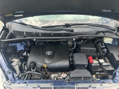 Used 2018 Toyota Sienna 4d Wagon XLE AWD at Headlight Motor Group near Lewiston, ME