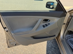 Used 2011  Toyota Camry 4d Sedan Auto at Headlight Motor Group near Lewiston&comma; ME