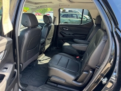 Used 2019  Chevrolet Traverse 4d SUV AWD RS at Headlight Motor Group near Lewiston&comma; ME
