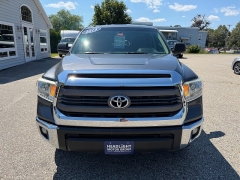 Used 2014  Toyota Tundra 4WD Double Cab SR5 5&period;7L at Headlight Motor Group near Lewiston&comma; ME