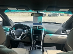 Used 2014 Ford Explorer 4d SUV FWD XLT at Headlight Motor Group near Lewiston, ME