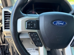 Used 2020  Ford Super Duty F-250 4WD Crew Cab Lariat at Headlight Motor Group near Lewiston&comma; ME