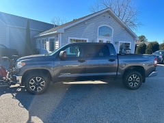 Used 2014  Toyota Tundra 4WD CrewMax SR5 5&period;7L at Headlight Motor Group near Lewiston&comma; ME