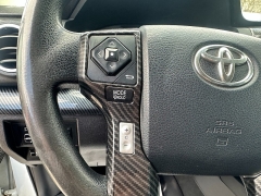 Used 2014  Toyota Tundra 4WD CrewMax SR5 5&period;7L at Headlight Motor Group near Lewiston&comma; ME