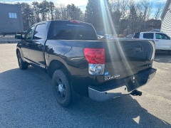 Used 2009  Toyota Tundra 4WD Crew Max 5&period;7L SR5 at Headlight Motor Group near Lewiston&comma; ME