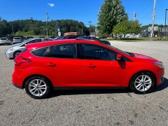 Used 2015 Ford Focus 4d Hatchback SE at Headlight Motor Group near Lewiston, ME