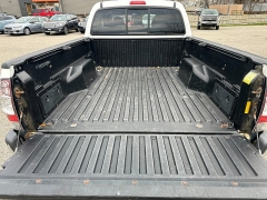 Used 2015  Toyota Tacoma 4WD Double Cab Long Bed at Headlight Motor Group near Lewiston&comma; ME