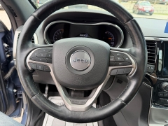 Used 2021  Jeep Grand Cherokee Limited 4x4 at Headlight Motor Group near Lewiston&comma; ME