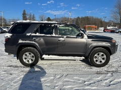 Used 2018  Toyota 4Runner 4d SUV 4WD SR5 at Headlight Motor Group near Lewiston&comma; ME