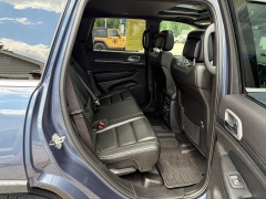 Used 2021  Jeep Grand Cherokee Limited 4x4 at Headlight Motor Group near Lewiston&comma; ME