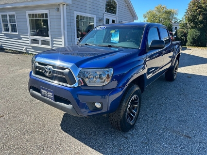 Used 2015 Toyota Tacoma 4WD Double Cab Short Bed Auto at Headlight Motor Group near Lewiston, ME