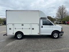 Used 2019  Chevrolet Express Cutaway 2d Chassis Van 139" WB SRW at Headlight Motor Group near Lewiston&comma; ME