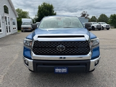 Used 2018  Toyota Tundra 4WD Double Cab SR5 5&period;7L at Headlight Motor Group near Lewiston&comma; ME