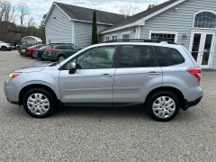 Used 2016  Subaru Forester 4d SUV i Premium CVT at Headlight Motor Group near Lewiston&comma; ME