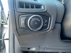 Used 2018  Ford Focus 4d Hatchback SE at Headlight Motor Group near Lewiston&comma; ME