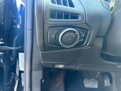 Used 2015  Ford Focus 4d Hatchback SE at Headlight Motor Group near Lewiston&comma; ME