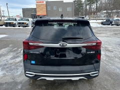 Used 2021  Kia Seltos 4d SUV AWD SX Turbo at Headlight Motor Group near Lewiston&comma; ME