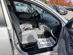 Used 2009  Hyundai Elantra 4d Sedan GLS Auto at Headlight Motor Group near Lewiston&comma; ME