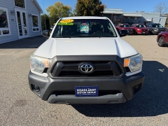 Used 2013  Toyota Tacoma 2WD Reg Cab Auto at Headlight Motor Group near Lewiston&comma; ME