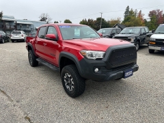 Used 2017  Toyota Tacoma 4WD Double Cab TRD Off-Road Auto at Headlight Motor Group near Lewiston, ME