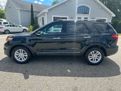 Used 2014 Ford Explorer 4d SUV FWD XLT at Headlight Motor Group near Lewiston, ME