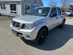  2015 Nissan Frontier 4WD Crew Cab SV Auto at Headlight Motor Group near Lewiston&comma; ME