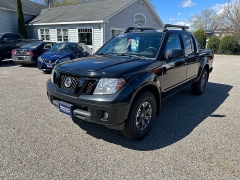 Used 2016  Nissan Frontier 4WD Crew Cab PRO-4X Auto at Headlight Motor Group near Lewiston&comma; ME