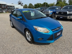 Used 2014  Ford Focus 4d Sedan SE at Headlight Motor Group near Lewiston&comma; ME