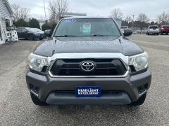 Used 2013  Toyota Tacoma 4WD Access Cab Auto at Headlight Motor Group near Lewiston&comma; ME